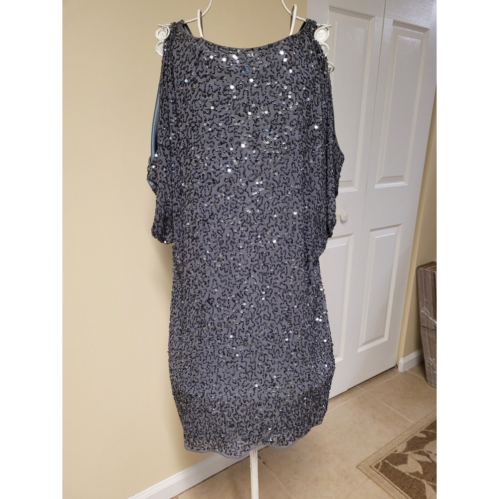Aidan Mattox Gray Sequin‎ 100% Silk Cold Shoulder Dress Sz 6 GLAM Party Evening